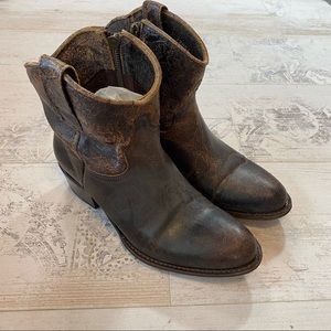Frye Billy Distressed Crackle Leather Western Boot